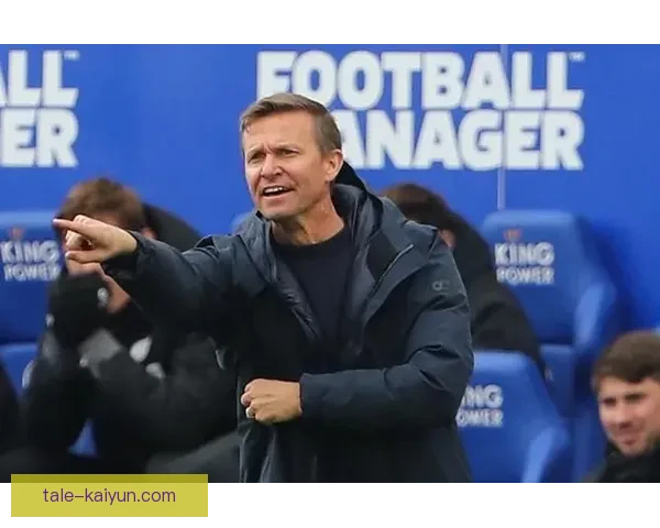 利兹联进攻套路解析：高位逼抢与快速转换持续提升